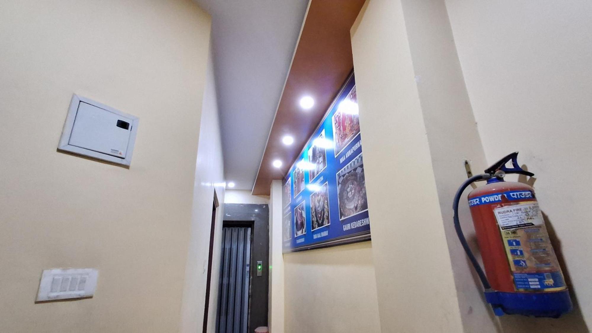 Shree Balaji Paying Guest House Varanasi Exterior foto